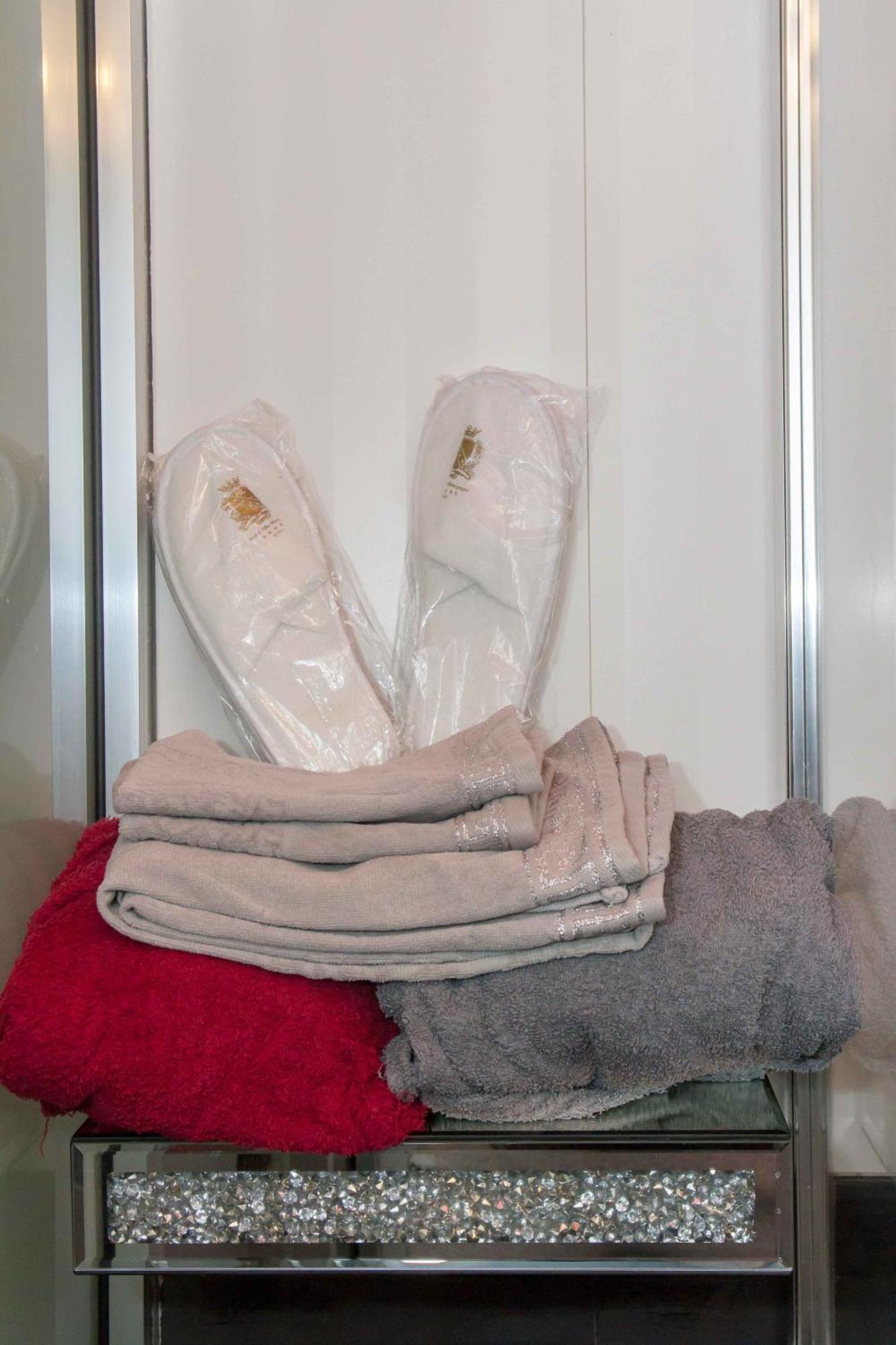 Jacuzzi Love Suitesweetروما المظهر الخارجي الصورة